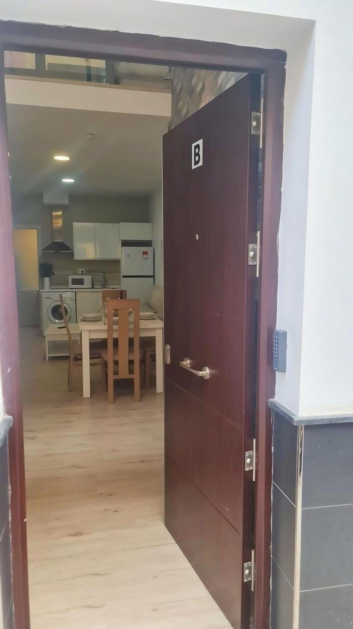 Duplex Huelin II & Beach Malaga Bagian luar foto